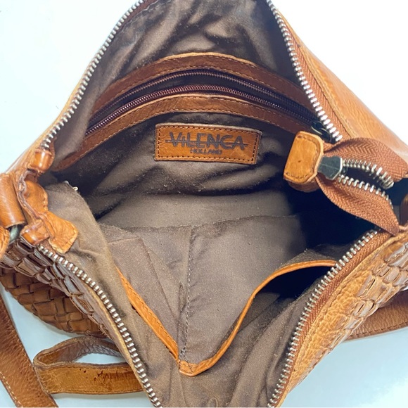 Vilenca Leather Woven Front Shoulder Purse 13” x 10” - Picture 5 of 6